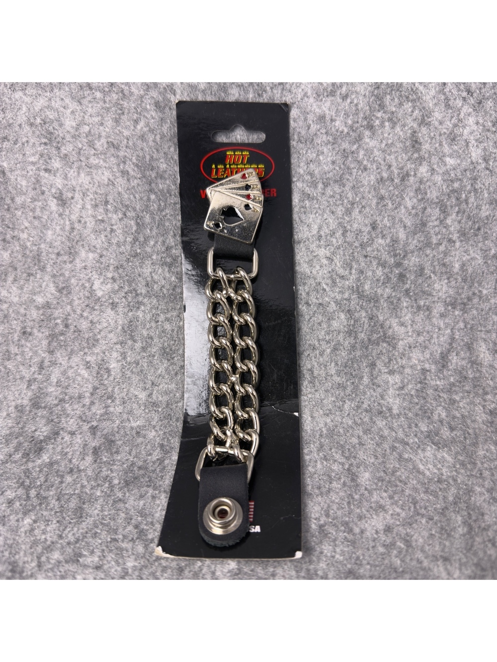 Hot Leathers Wallet Chain with Playing Card Design